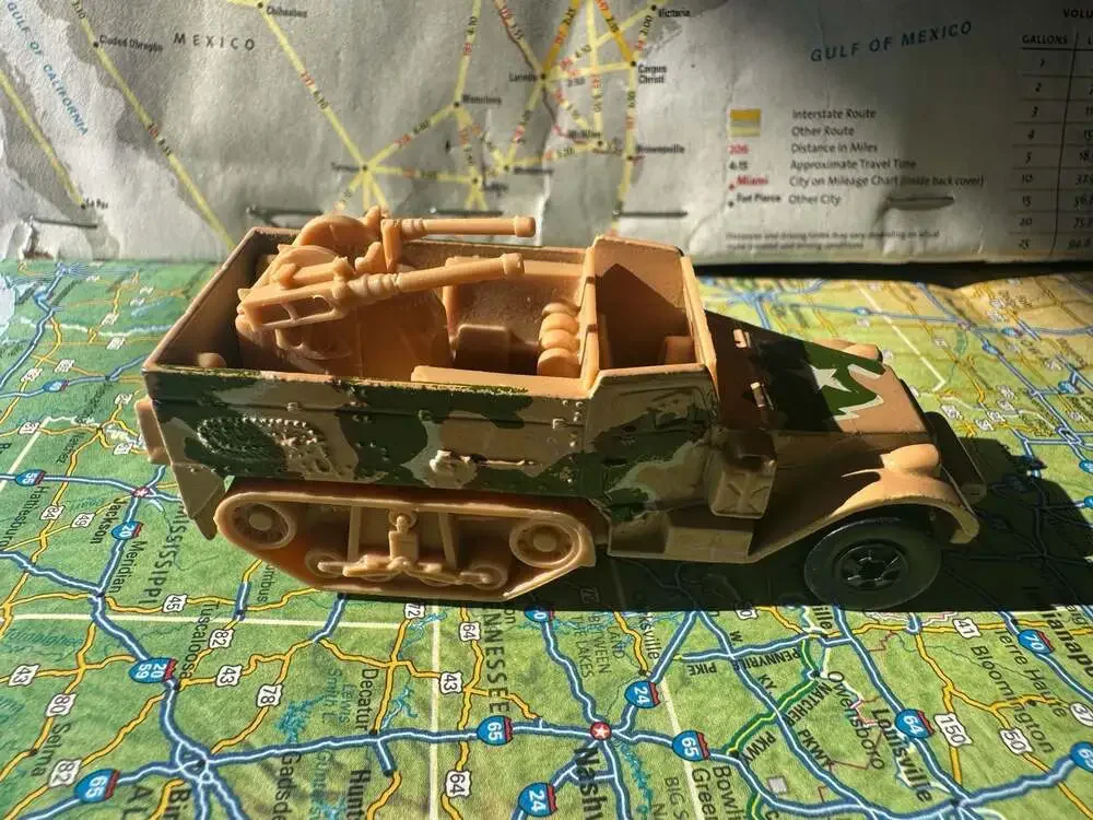 VINTAGE 1974 Hot Wheels Rrrumblers Gun Bucket Military Half-Track Tank Vehicle